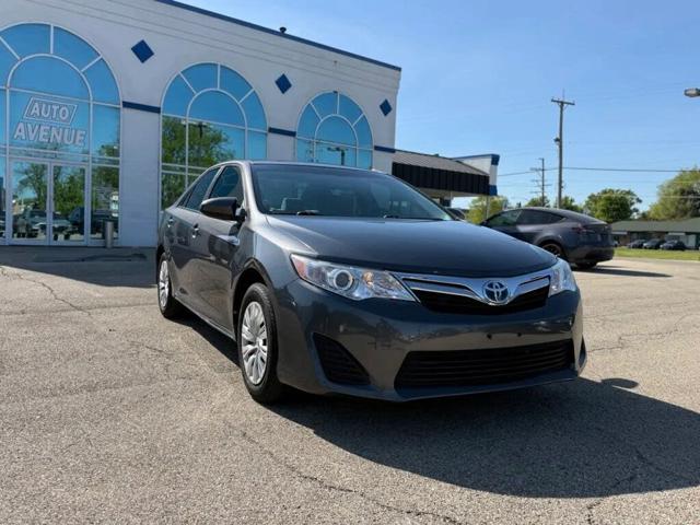 2014 Toyota Camry Hybrid LE FWD