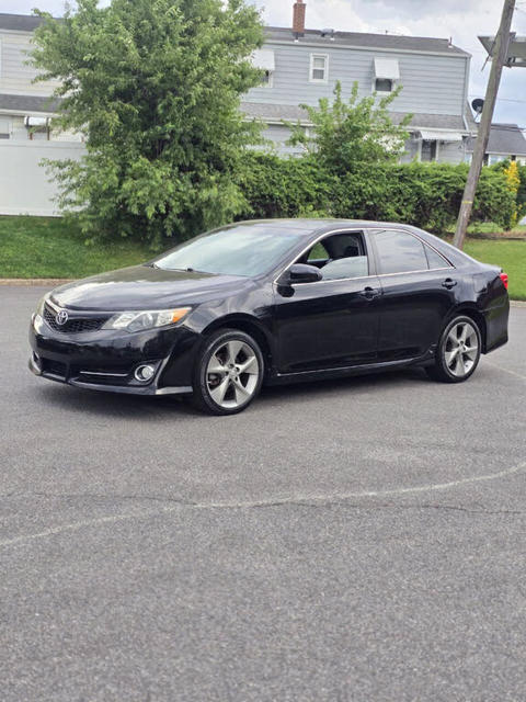 2014 Toyota Camry XLE V6