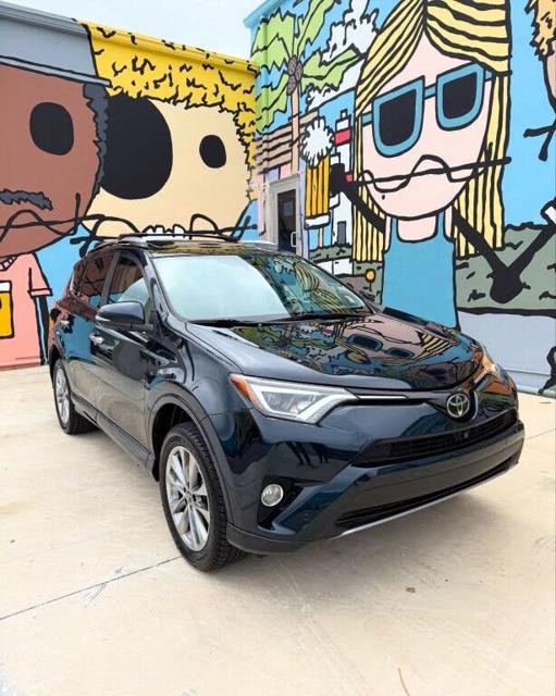 2017 Toyota RAV4 Platinum