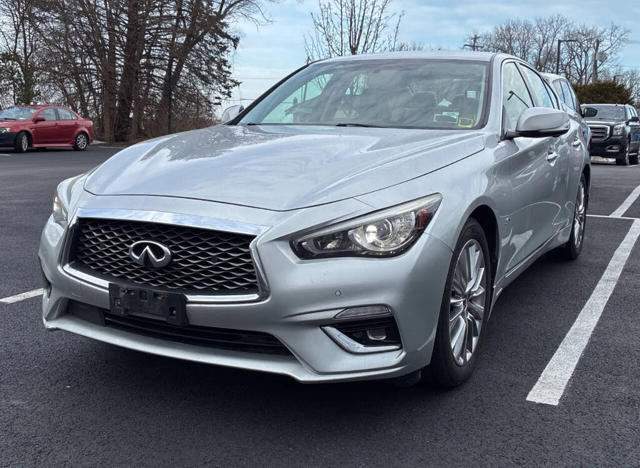 2018 INFINITI Q50 3.0t Luxe AWD