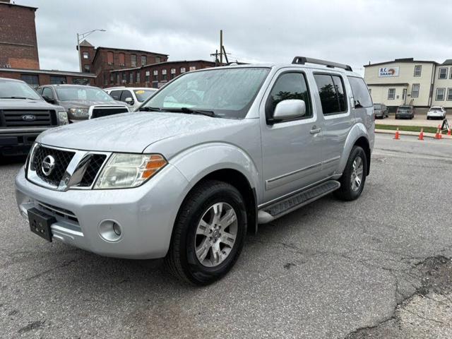 2011 Nissan Pathfinder Silver Edition