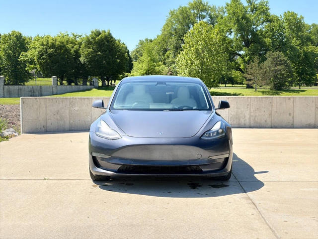 2022 Tesla Model 3 Base