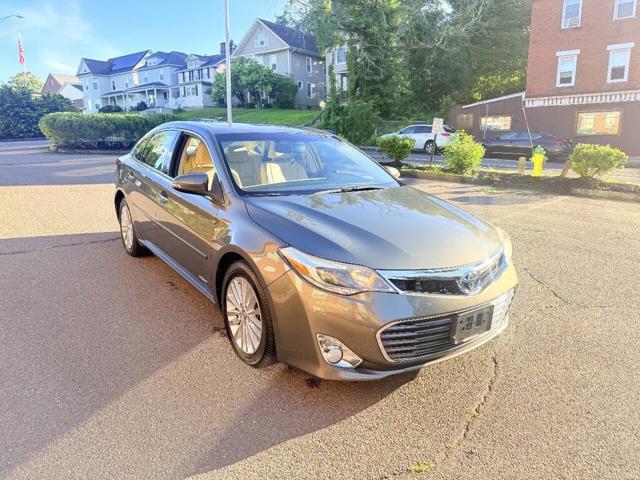 2013 Toyota Avalon Hybrid XLE Touring