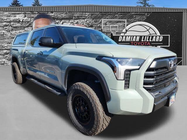 2024 Toyota Tundra 4WD SR5