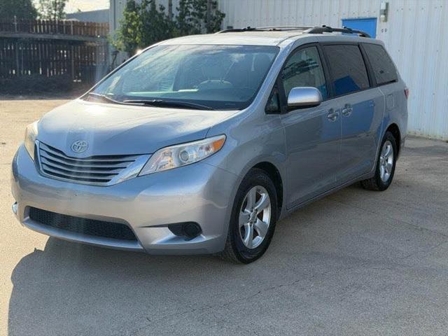 2017 Toyota Sienna LE 8-Passenger FWD