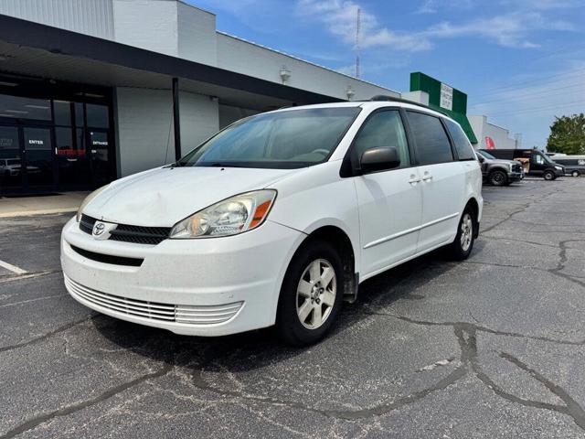 2004 Toyota Sienna 4 Dr LE Passenger Van