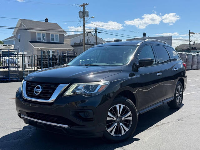 2017 Nissan Pathfinder S