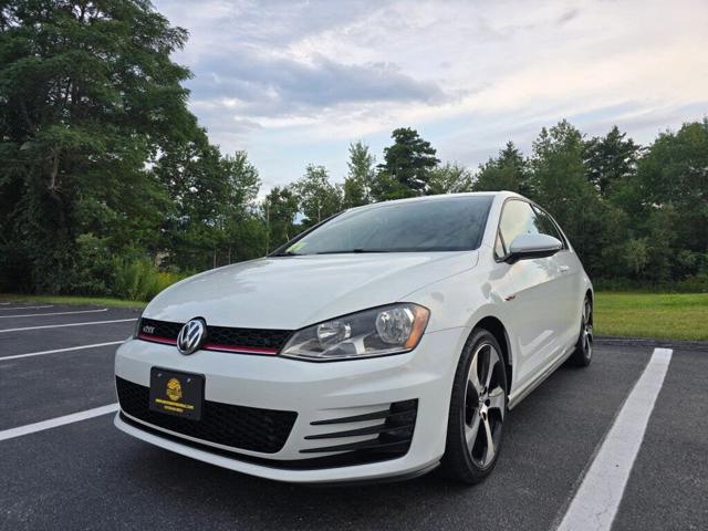 2016 Volkswagen Golf GTI SE