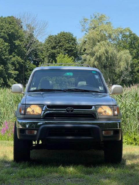 2002 Toyota 4Runner SR5