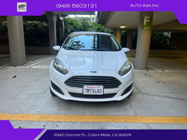 2015 Ford Fiesta SE Hatchback