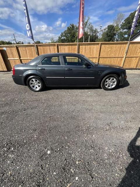 2007 Chrysler 300 Base