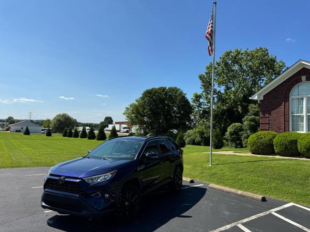 2019 Toyota RAV4 XLE Premium