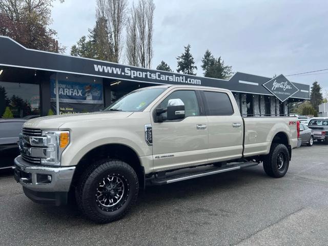 2017 Ford Super Duty F-350 SRW Lariat