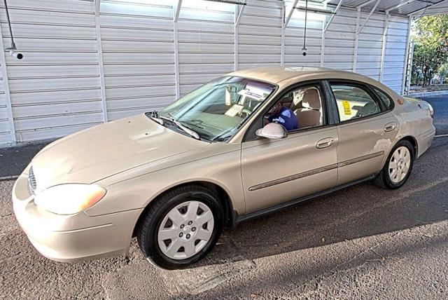 2001 Ford Taurus LX