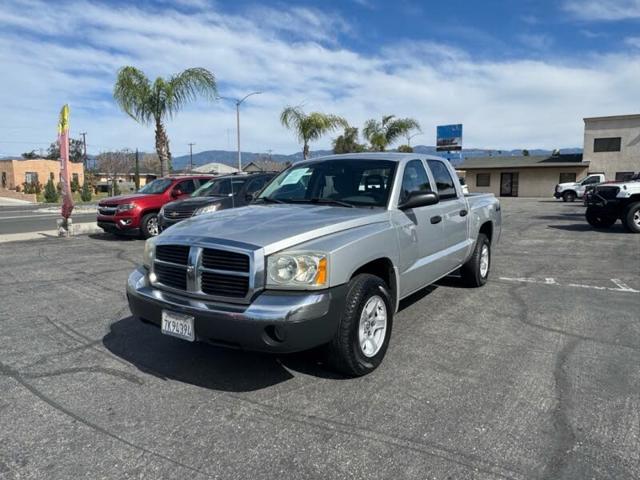 2005 Dodge Dakota SLT