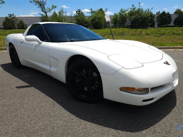 2004 Chevrolet Corvette Base