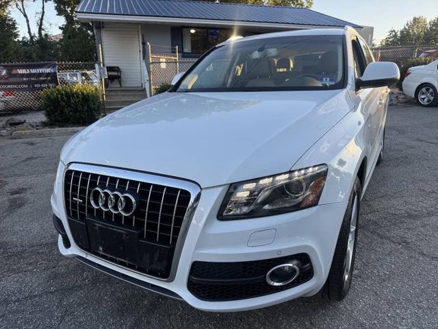 2012 Audi Q5 3.2 quattro Premium Plus