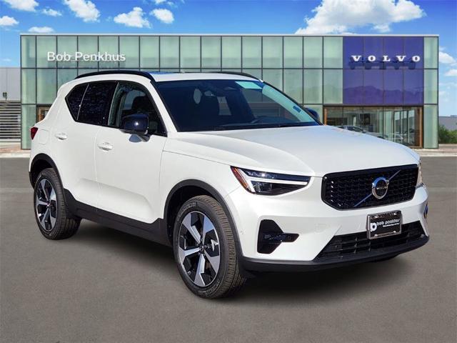 2026 Volvo XC40 B5 Plus AWD