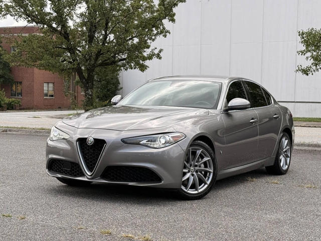 2017 Alfa Romeo Giulia Base