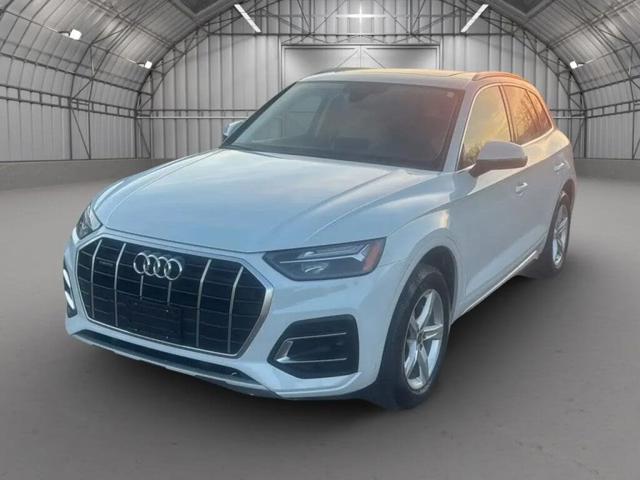 2022 Audi Q5 quattro Premium 40 TFSI