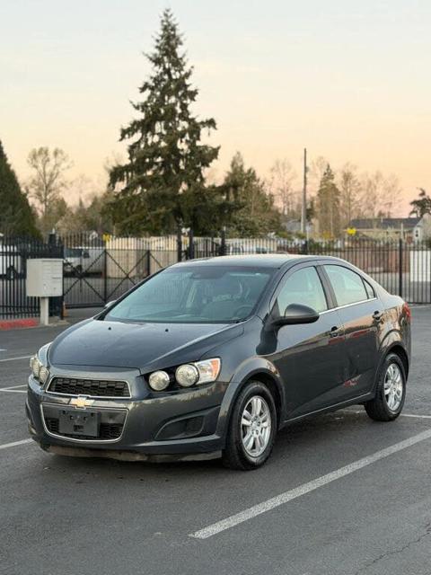 2016 Chevrolet Sonic LT Auto