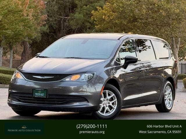2020 Chrysler Voyager LX
