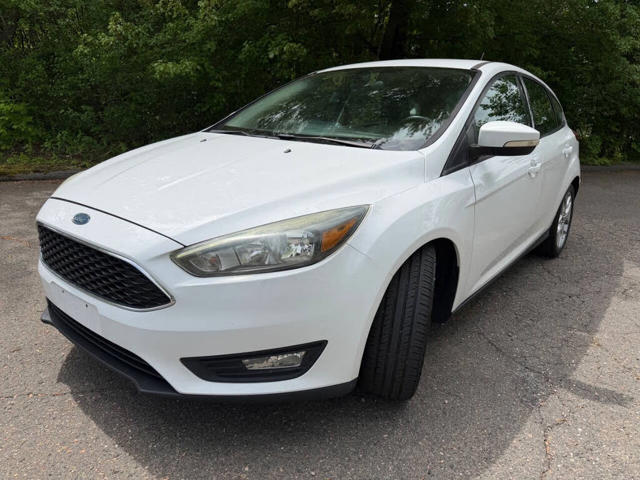 2015 Ford Focus SE Hatchback