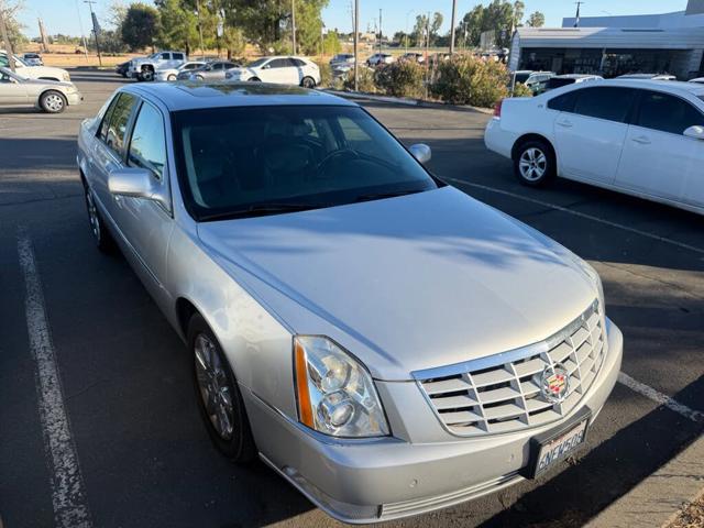 2011 Cadillac DTS Premium Collection