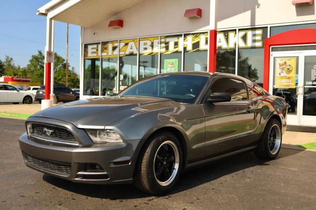2014 Ford Mustang V6