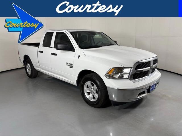 2024 Ram 1500 Classic Classic SLT RWD