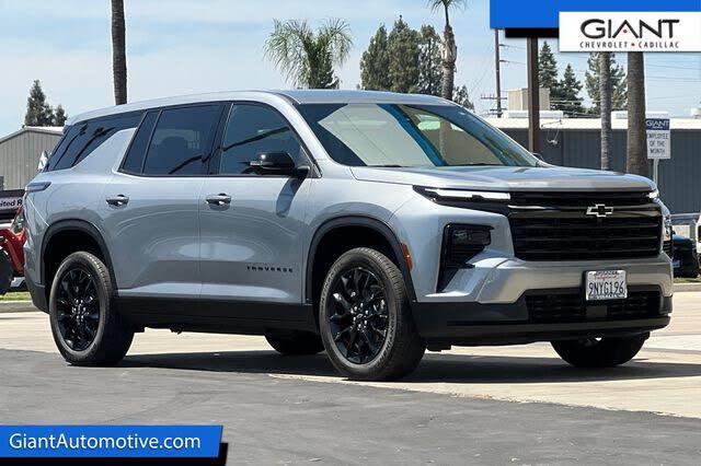2024 Chevrolet Traverse LS FWD