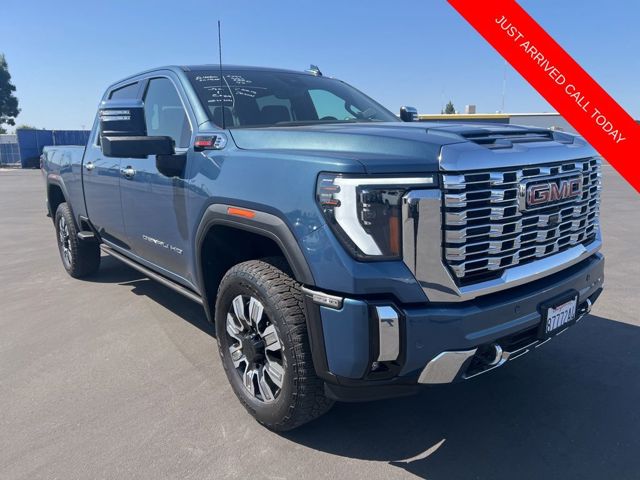 2024 GMC Sierra 2500HD Denali