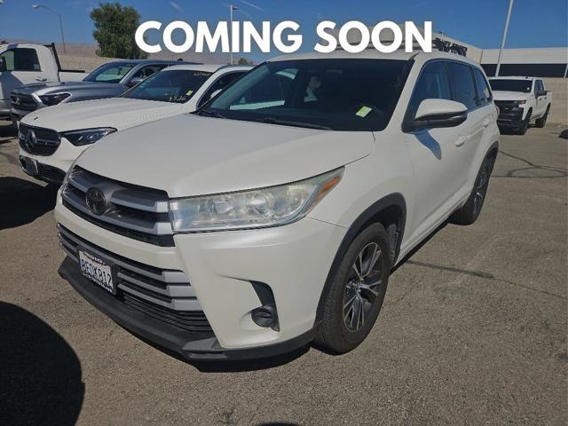 2018 Toyota Highlander LE
