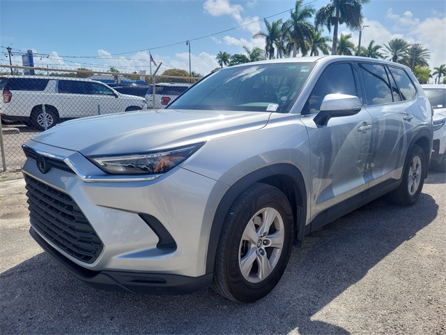 2025 Toyota Grand Highlander LE FWD