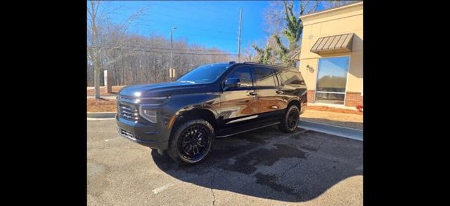 2025 Chevrolet Suburban RST 4WD