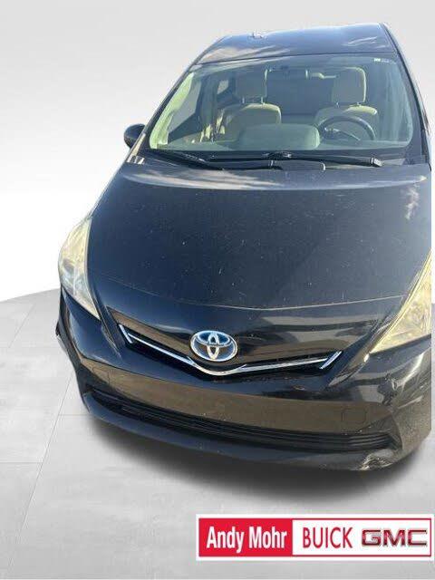 2013 Toyota Prius v Three
