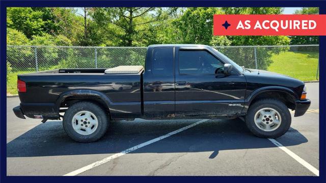2001 Chevrolet S-10 LS