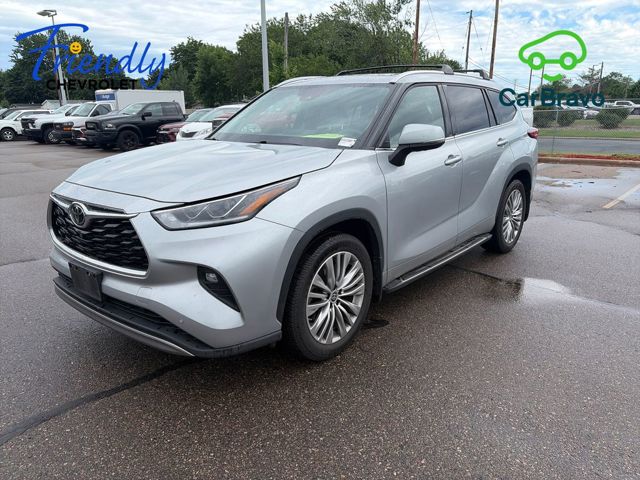 2022 Toyota Highlander Platinum