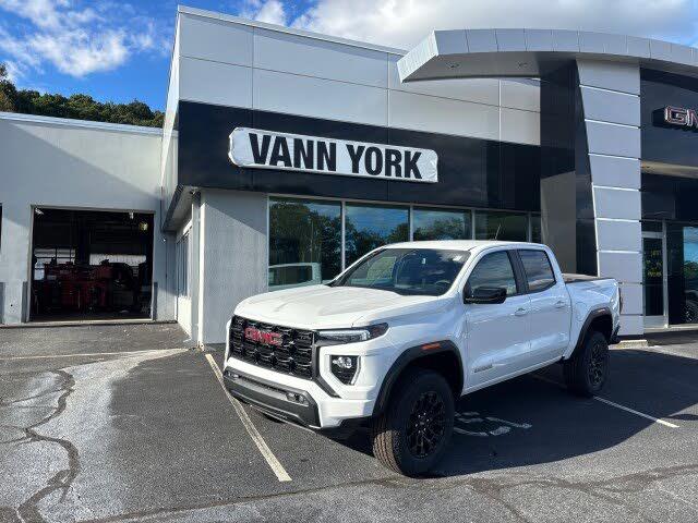 2026 GMC Canyon Elevation RWD