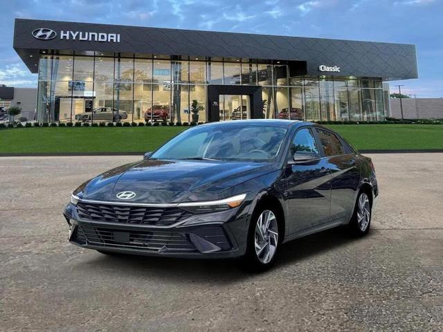 2026 Hyundai Elantra Limited FWD