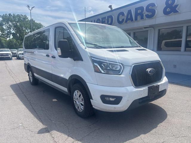 2023 Ford Transit Passenger Wagon 350 XLT Low Roof LB RWD