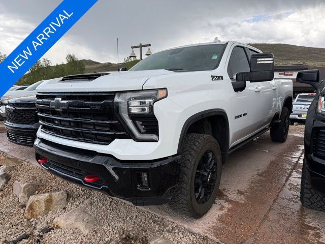 2025 Chevrolet Silverado 3500HD LTZ