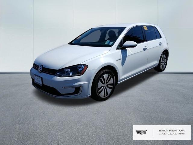 2016 Volkswagen e-Golf SE