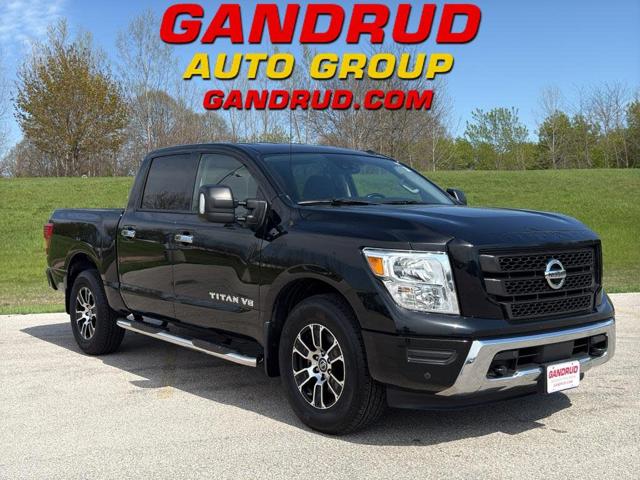 2020 Nissan Titan SV