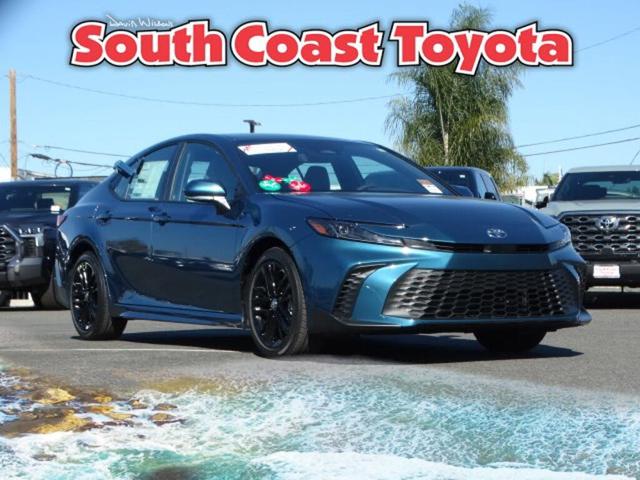 2026 Toyota Camry SE FWD