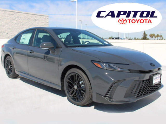 2026 Toyota Camry SE FWD