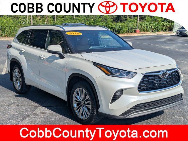 2026 Toyota Highlander Hybrid Platinum