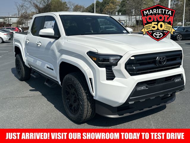 2026 Toyota Tacoma 2WD SR5 RWD