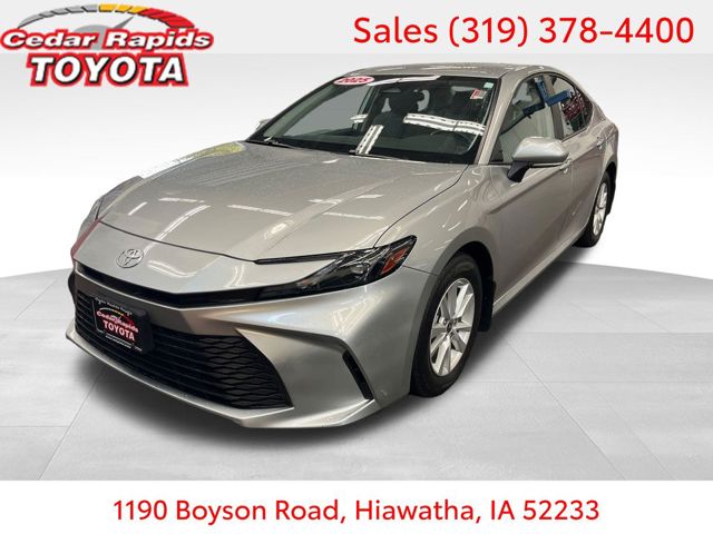 2025 Toyota Camry LE FWD