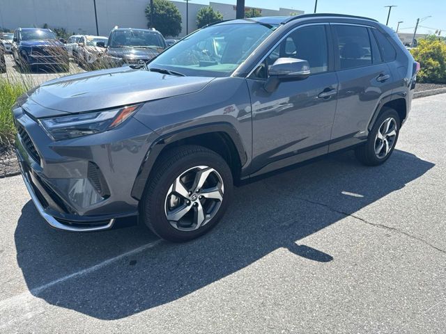 2025 Toyota RAV4 Plug-in Hybrid SE